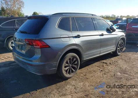 2018 Volkswagen Tiguan 2.0T S из США, поврежденный, VIN 3VV1B7AX4JM064688